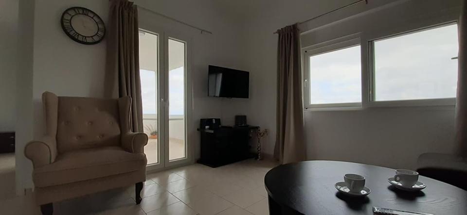 Thea Apartment Agia Marina 외부 사진