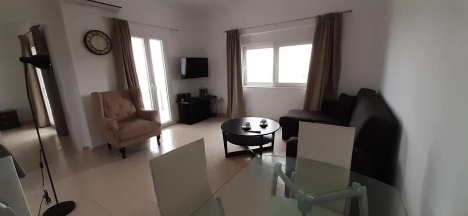 Thea Apartment Agia Marina 외부 사진